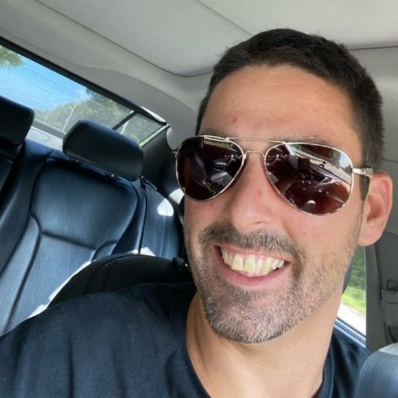 Meet your Posher, Leo - Picture 1 of 1